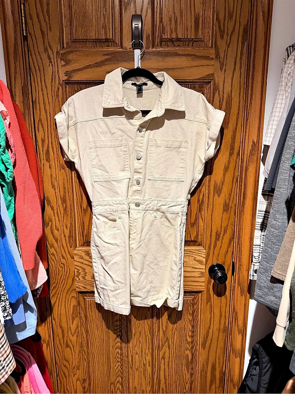 Forever 21 Short Sleeve Romper in Cream Size Small